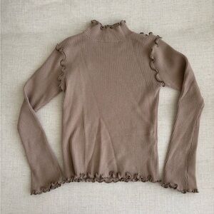 Ruffled Ribbed Knit Sweater in Taupe